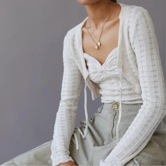 Urban Outfitters Sweater Set Tied Cardigan and Tank Top Lilac Pink Size M - Picture 2 of 11